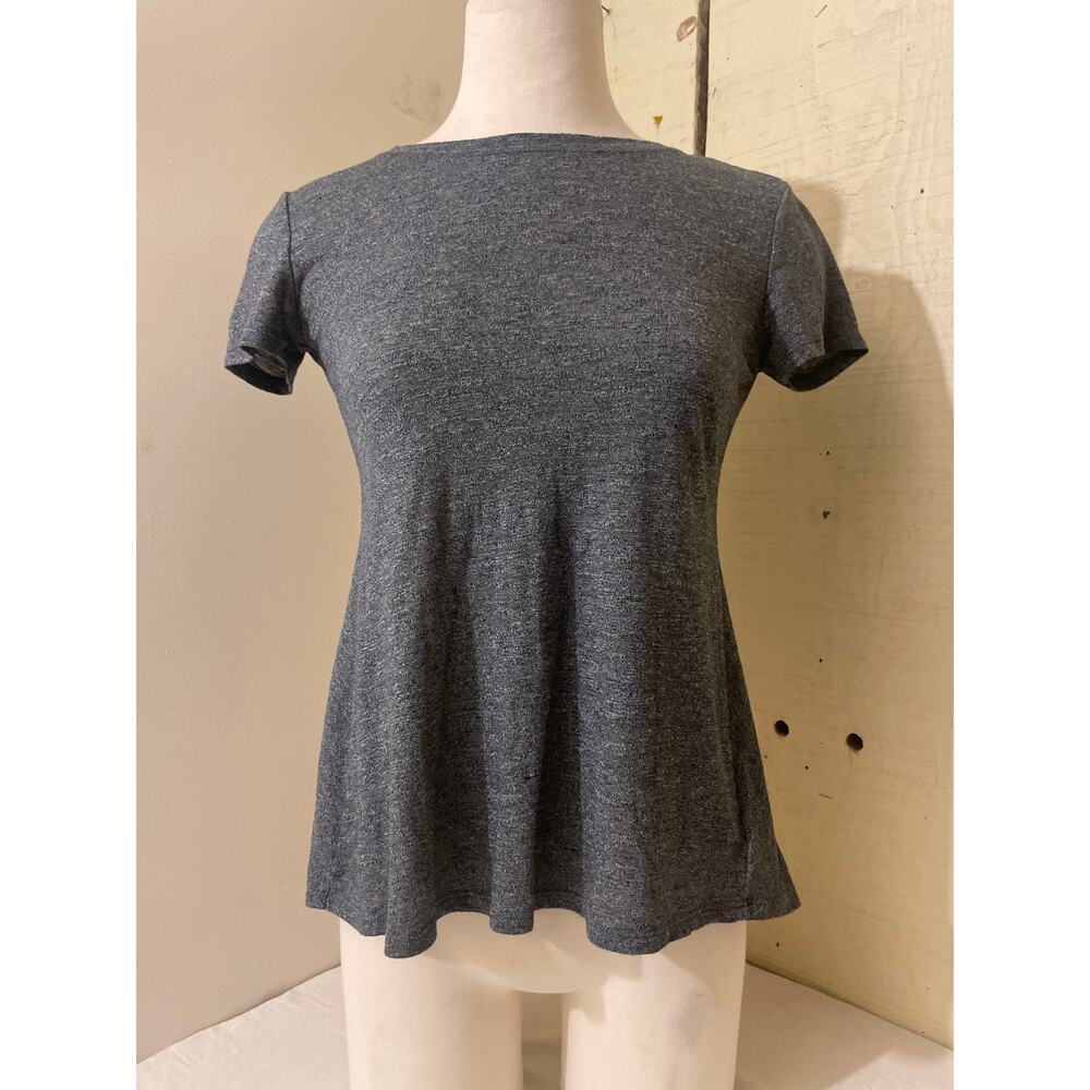 Athleta Size‎ XS Women's Open Back T Shirt Grey Active Workout Textured